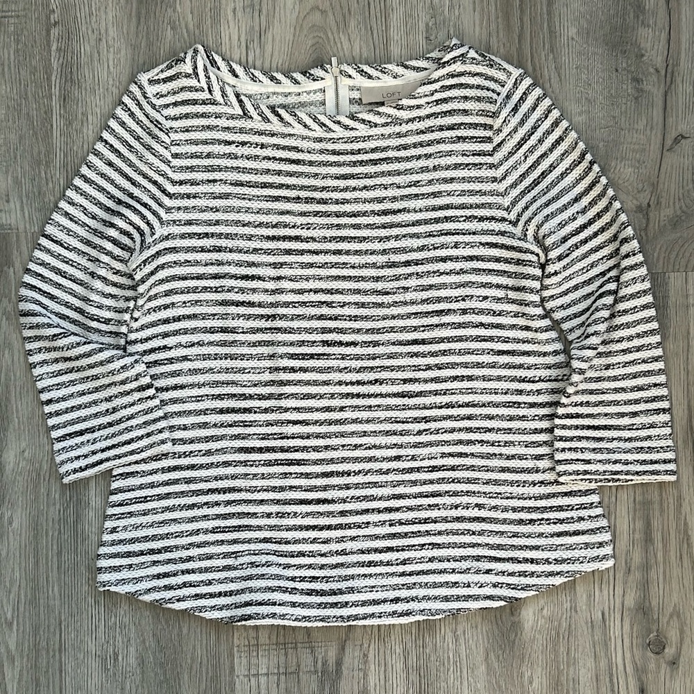 LOFT‎ Black and White Striped 3/4 length Sleeves Sz M